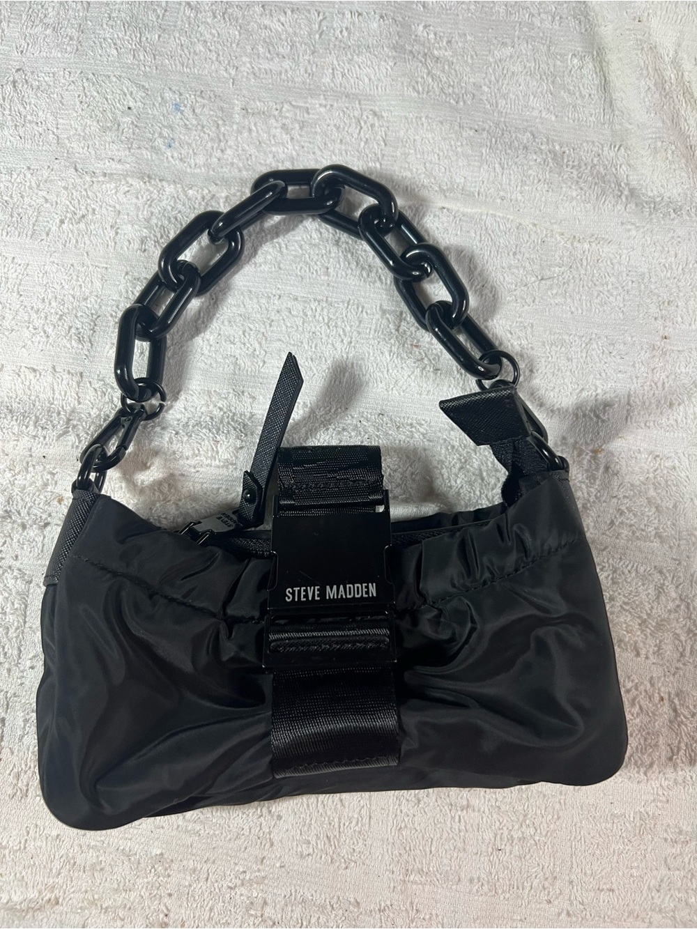 Steve Madden Black Shoulder Bag with Chunky Chain Handle